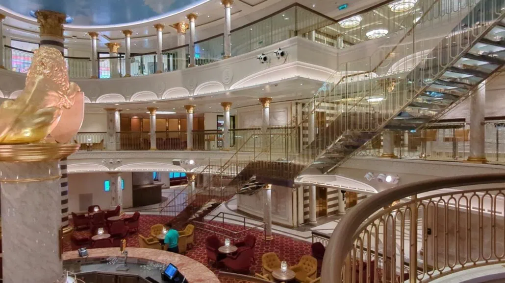 CARNIVAL FIRENZE ATRIUM SHIP