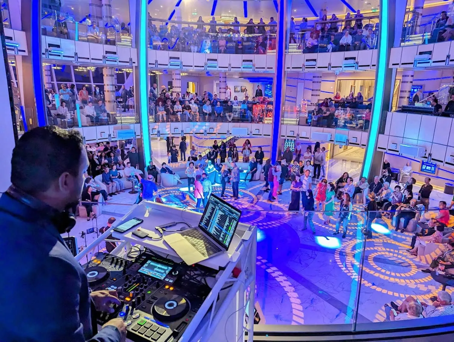 DJ in Sun Princess