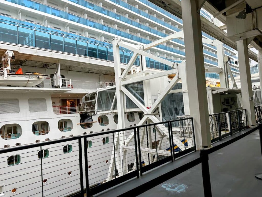 gangway manhattan cruise terminal