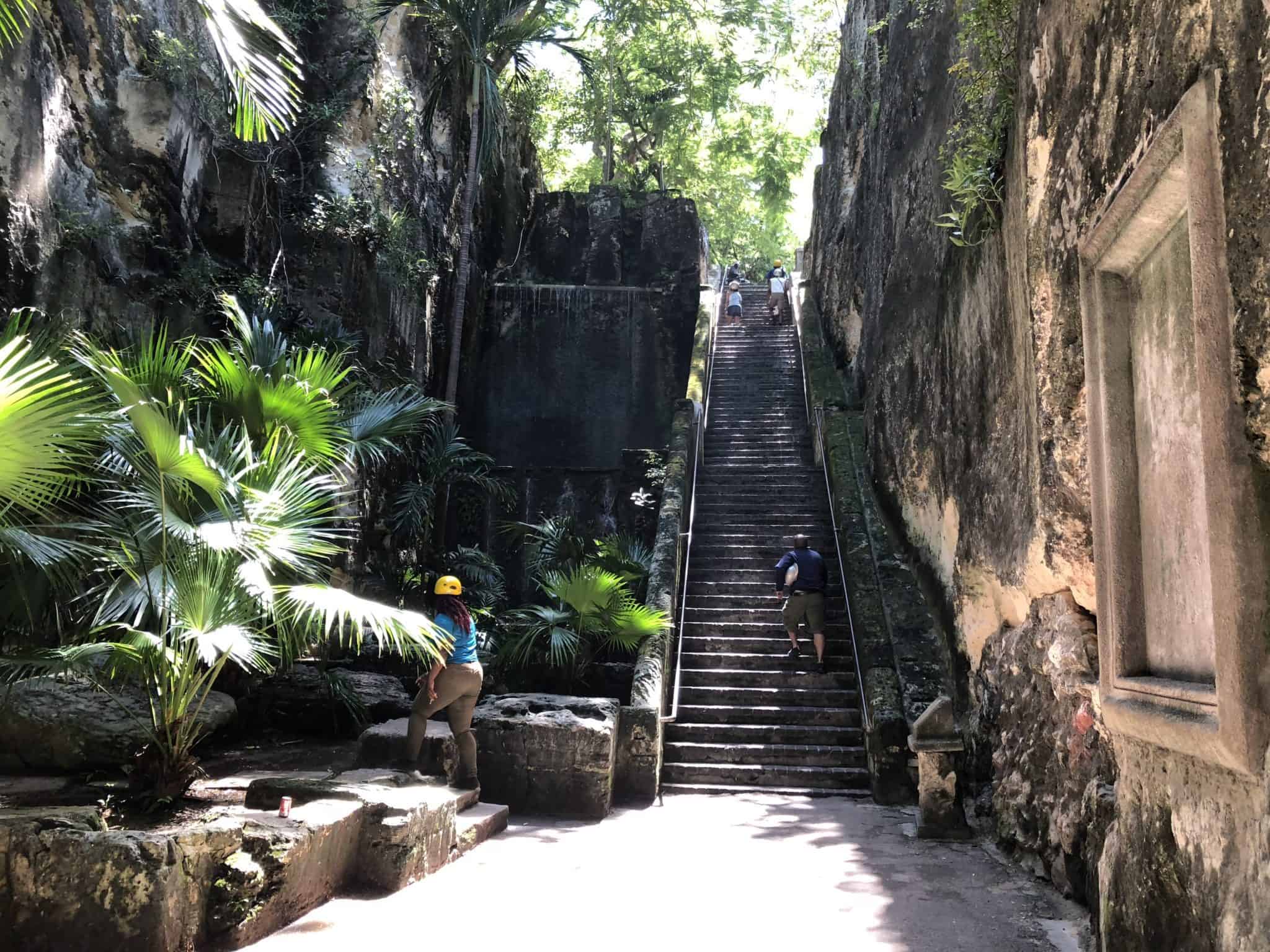 nassau bahamas queen's staircase