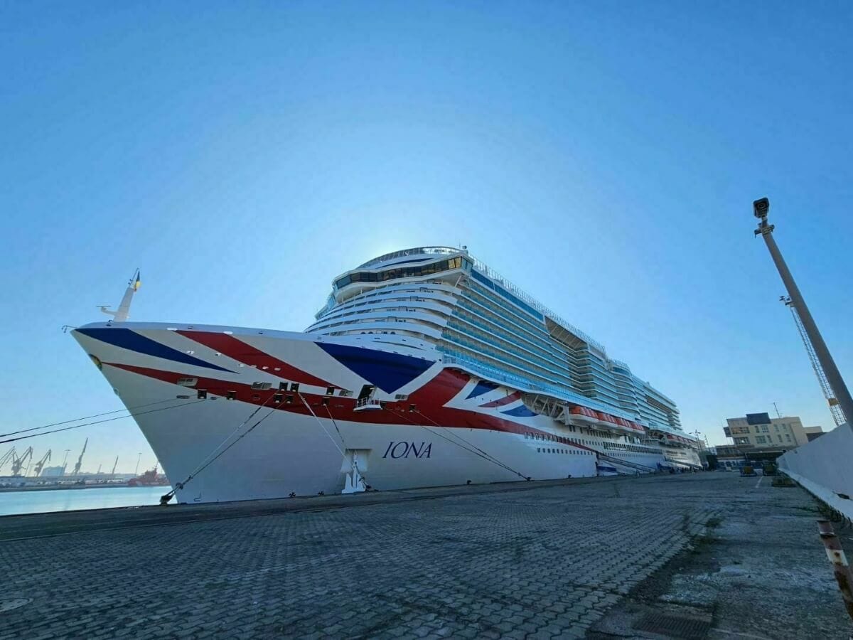 A large white P&O cruise ship named 