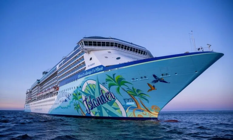 Margaritaville at Sea Islander