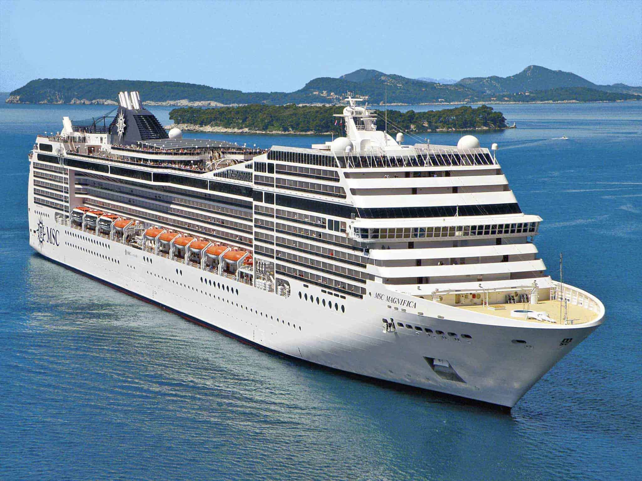 msc magnifica exterior