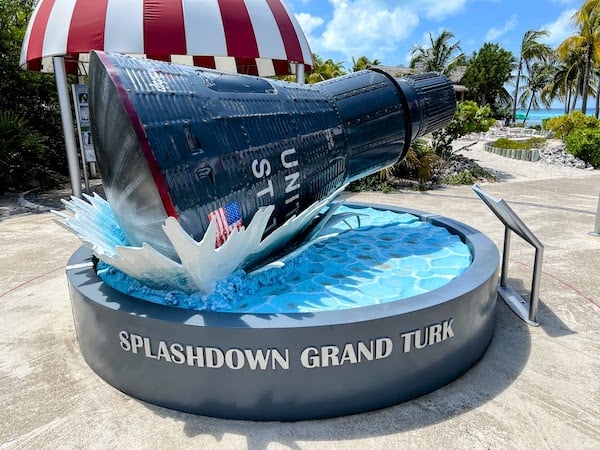 grand turk cruise center splashdown