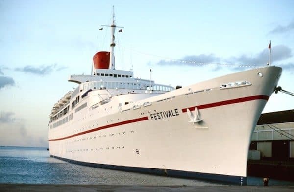 Festivale - Carnival Cruise Line by By Krdort - Own work, CC BY-SA 3.0, https://commons.wikimedia.org/w/index.php?curid=25044568