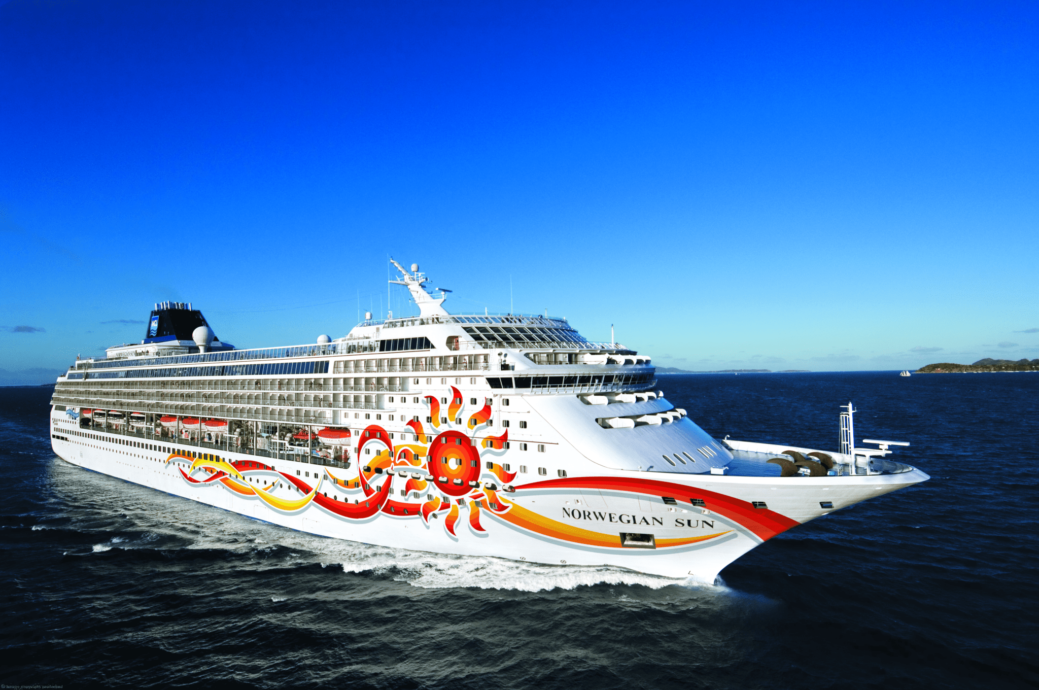 exterior norwegian sun